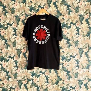 Red Hot Chili Peppers graphic tee. 100% Cotton. Size 2XL